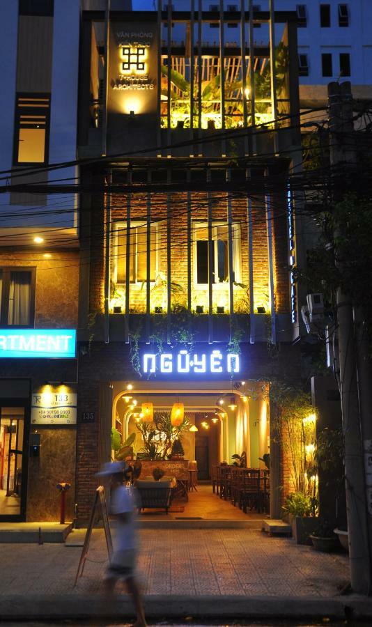 다낭 Nguyen Haus & Cafe 호스텔 외부 사진